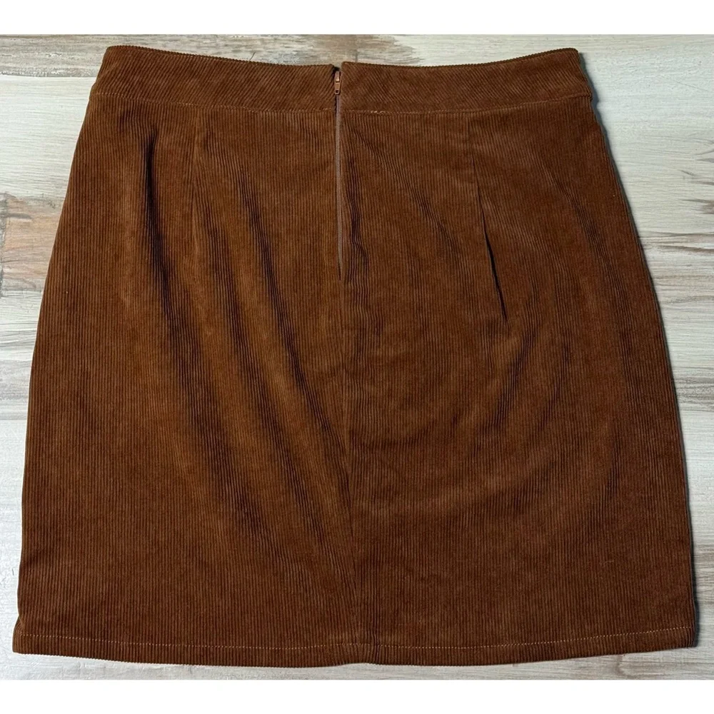 Windsor Corduroy High-Rise Mini Skirt w/ Side Slit Brown Size L - Picture 5 of 6
